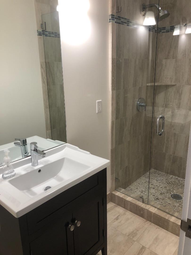 Detail Gallery Image 7 of 15 For 418 Bosworth St a,  San Francisco,  CA 94112 - 3 Beds | 2/1 Baths