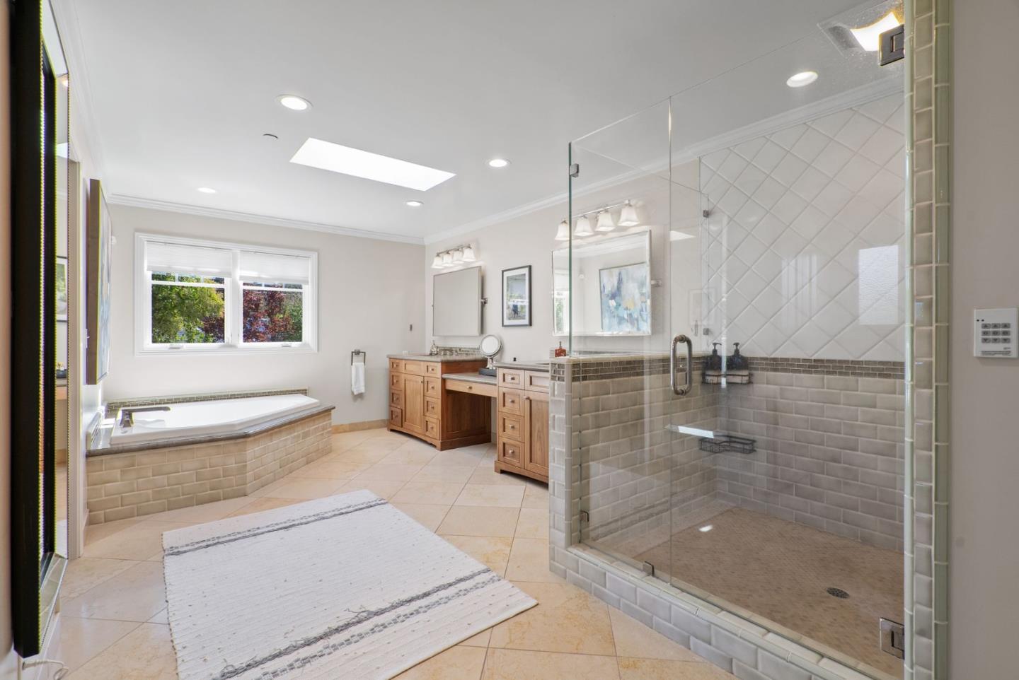 Detail Gallery Image 25 of 48 For 106 Longmeadow Dr, Los Gatos,  CA 95032 - 5 Beds | 5/1 Baths