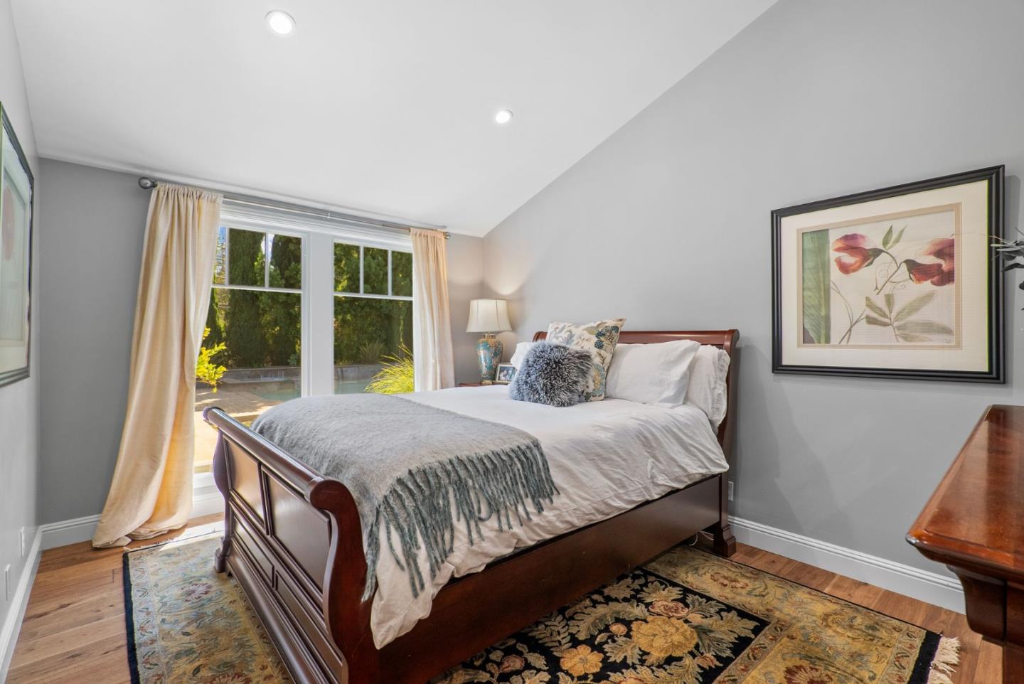 Detail Gallery Image 32 of 48 For 106 Longmeadow Dr, Los Gatos,  CA 95032 - 5 Beds | 5/1 Baths
