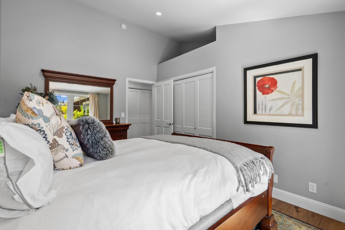 Detail Gallery Image 33 of 48 For 106 Longmeadow Dr, Los Gatos,  CA 95032 - 5 Beds | 5/1 Baths