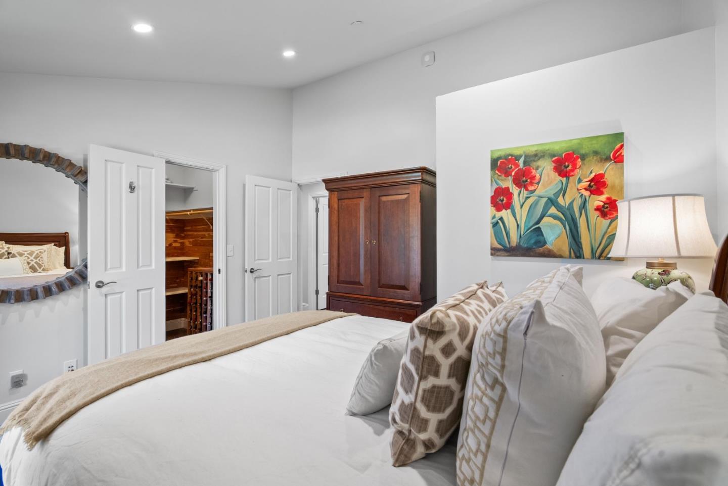 Detail Gallery Image 36 of 48 For 106 Longmeadow Dr, Los Gatos,  CA 95032 - 5 Beds | 5/1 Baths