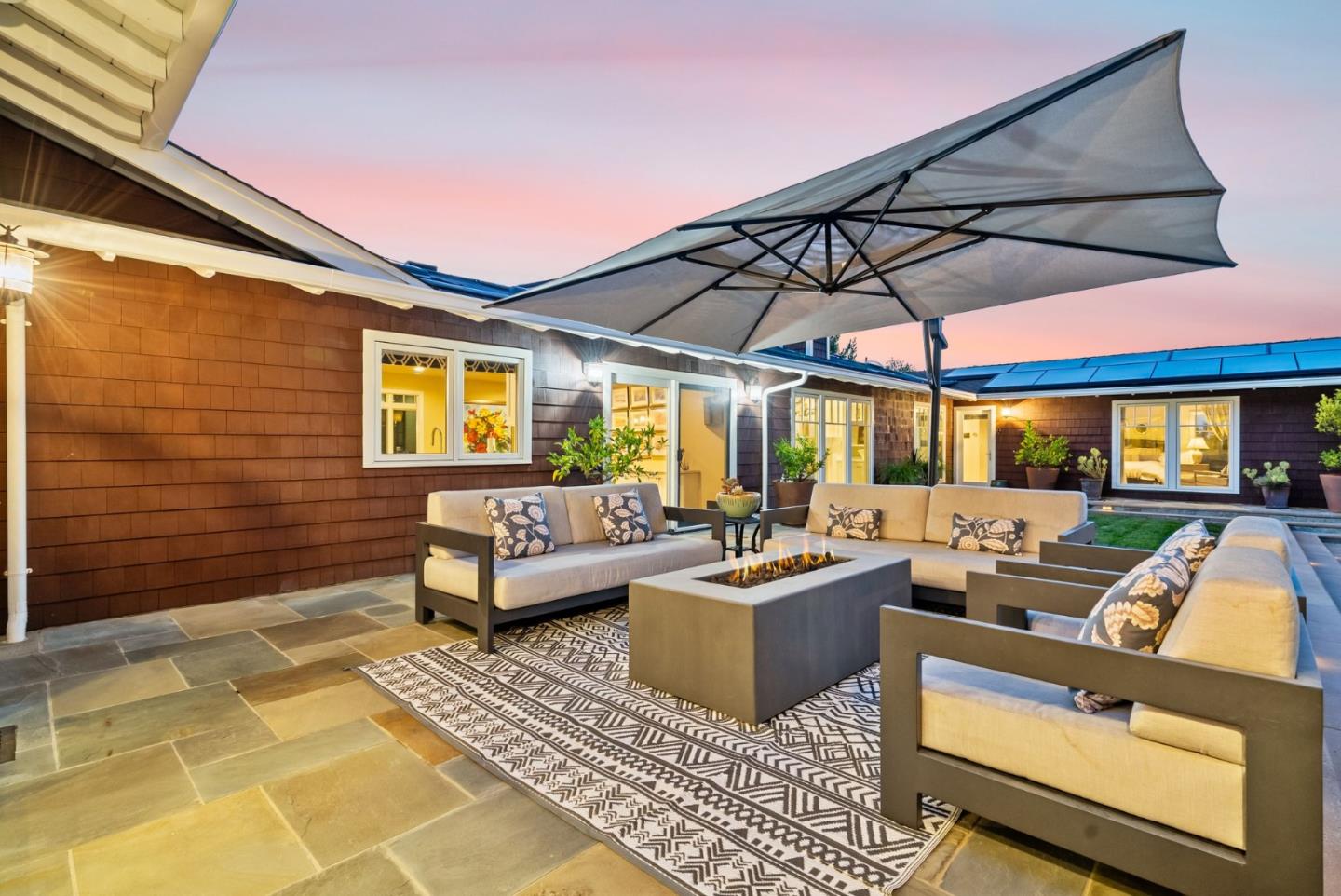 Detail Gallery Image 45 of 48 For 106 Longmeadow Dr, Los Gatos,  CA 95032 - 5 Beds | 5/1 Baths