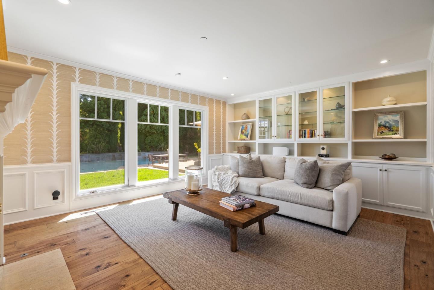 Detail Gallery Image 6 of 48 For 106 Longmeadow Dr, Los Gatos,  CA 95032 - 5 Beds | 5/1 Baths