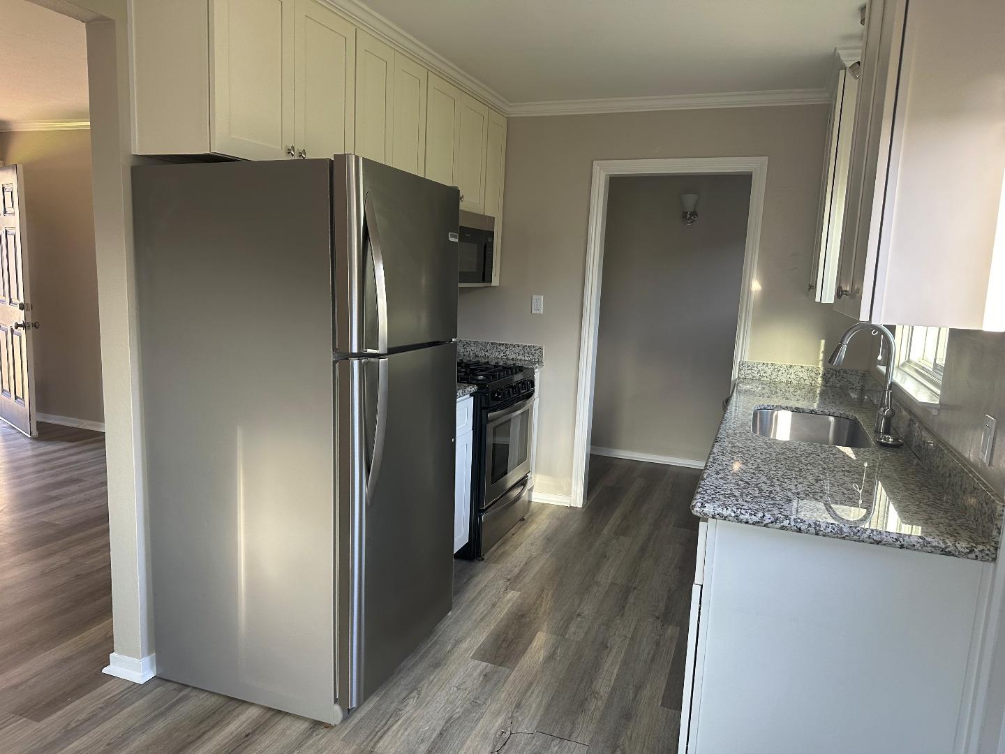 Detail Gallery Image 4 of 27 For 700 Rosemont Ave, Pacific Grove,  CA 93950 - – Beds | – Baths