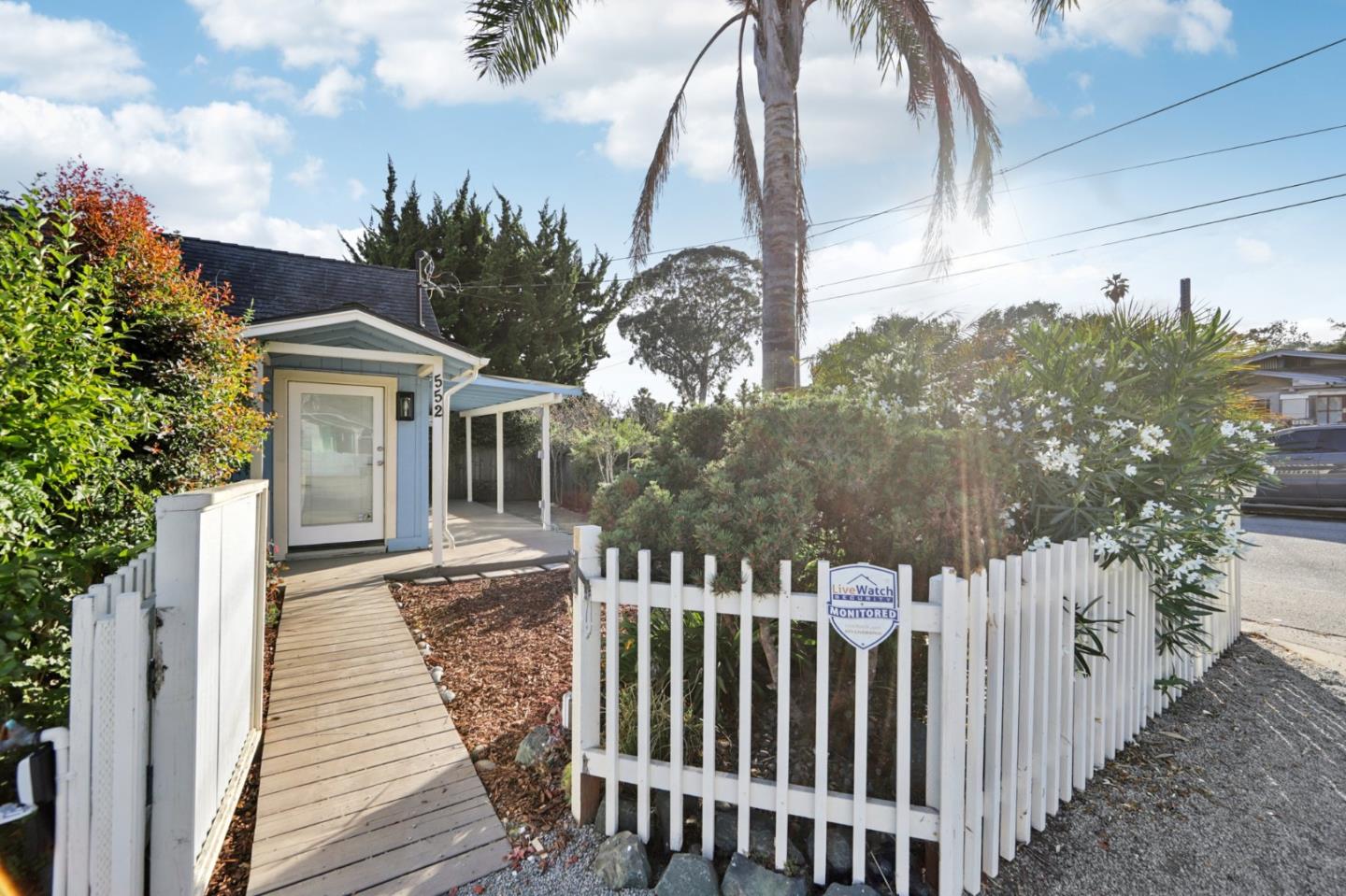 Detail Gallery Image 40 of 67 For 552 14th Ave, Santa Cruz,  CA 95062 - 2 Beds | 1 Baths