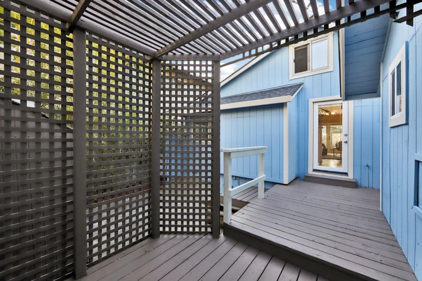 Detail Gallery Image 45 of 67 For 552 14th Ave, Santa Cruz,  CA 95062 - 2 Beds | 1 Baths