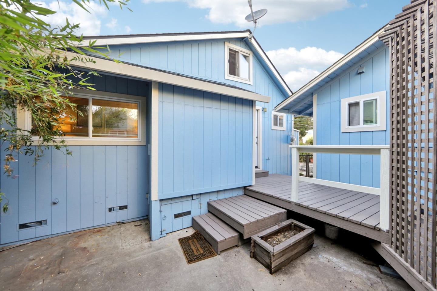 Detail Gallery Image 48 of 67 For 552 14th Ave, Santa Cruz,  CA 95062 - 2 Beds | 1 Baths