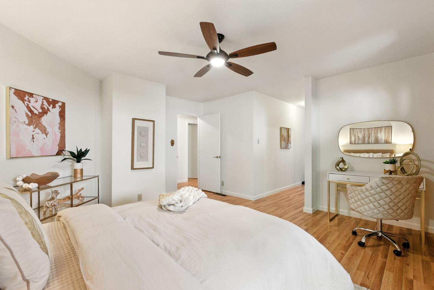 Detail Gallery Image 25 of 60 For 13890 Skyline Blvd, Woodside,  CA 94062 - 4 Beds | 3 Baths