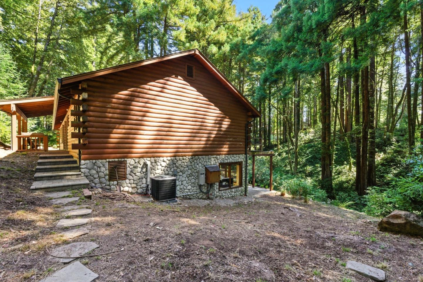 Detail Gallery Image 53 of 60 For 13890 Skyline Blvd, Woodside,  CA 94062 - 4 Beds | 3 Baths