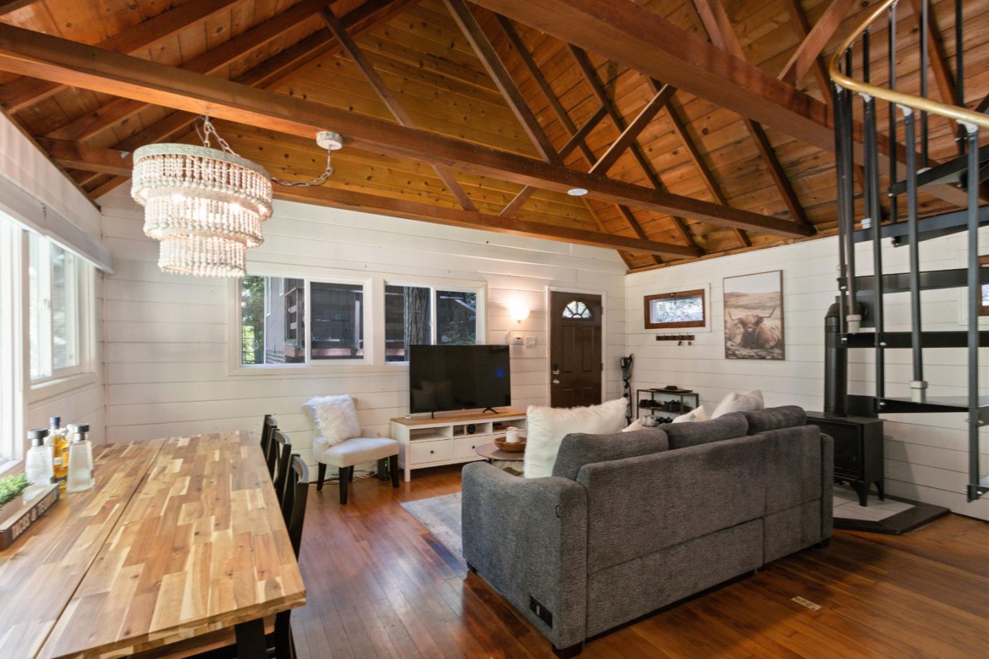 Detail Gallery Image 4 of 96 For 15475 Big Basin Way, Boulder Creek,  CA 95006 - 3 Beds | 2 Baths