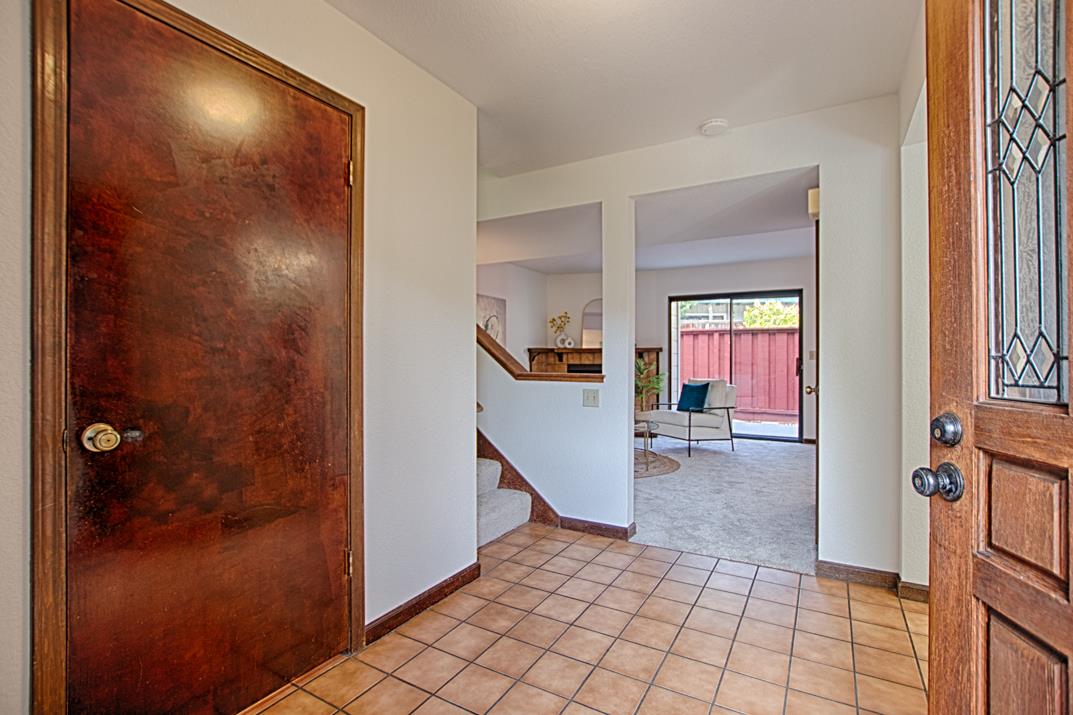 Detail Gallery Image 13 of 37 For 2607 Mallory Ln, Santa Cruz,  CA 95065 - 3 Beds | 2/1 Baths