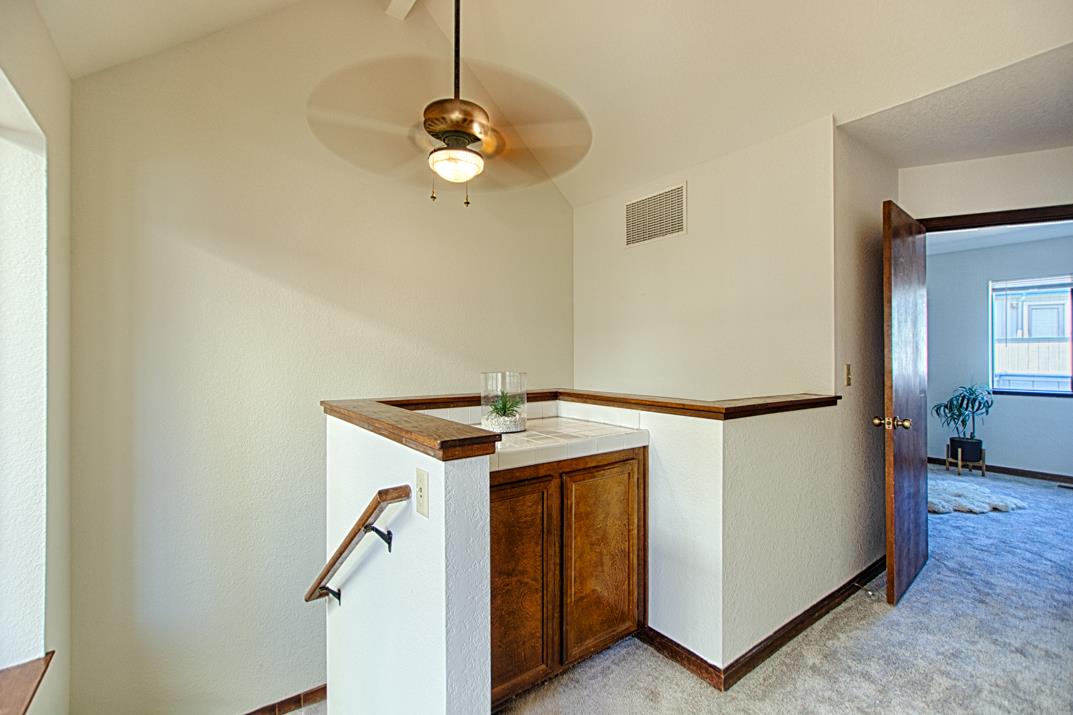 Detail Gallery Image 15 of 37 For 2607 Mallory Ln, Santa Cruz,  CA 95065 - 3 Beds | 2/1 Baths