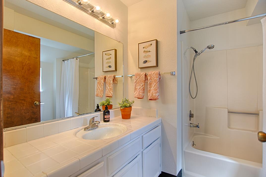 Detail Gallery Image 22 of 37 For 2607 Mallory Ln, Santa Cruz,  CA 95065 - 3 Beds | 2/1 Baths