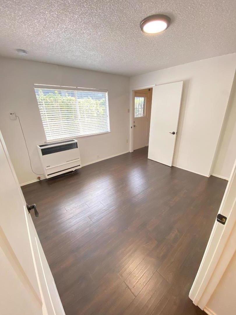 Detail Gallery Image 6 of 16 For 1818 63rd St, Berkeley,  CA 94703 - 3 Beds | 2 Baths