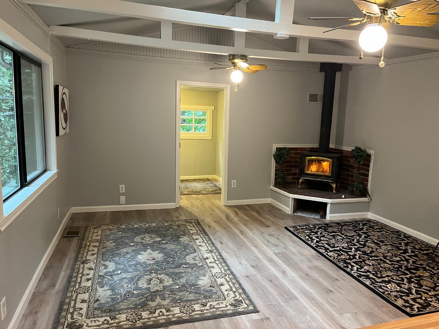 Detail Gallery Image 3 of 13 For 20841 Comanche Trl, Los Gatos,  CA 95033 - 2 Beds | 1 Baths