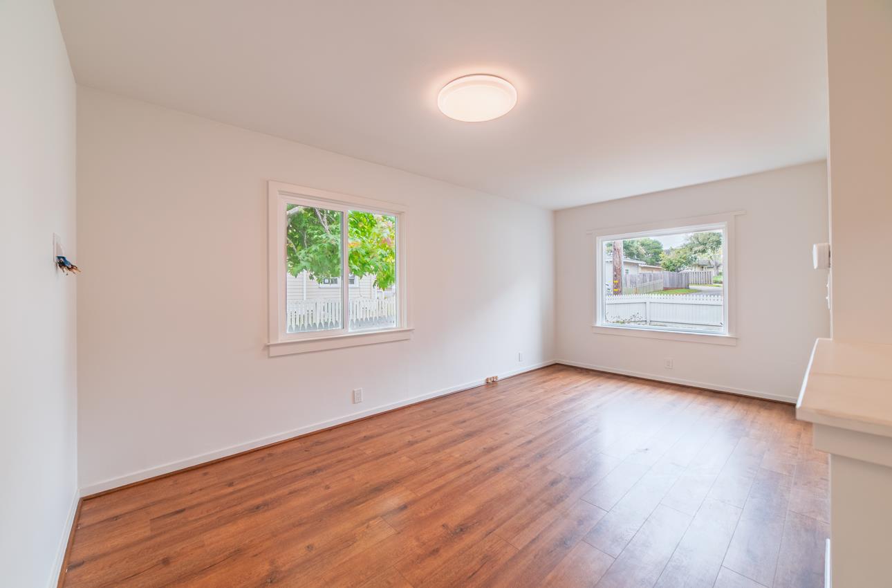 Detail Gallery Image 10 of 26 For 884 Gibson Ave, Pacific Grove,  CA 93950 - 2 Beds | 1 Baths