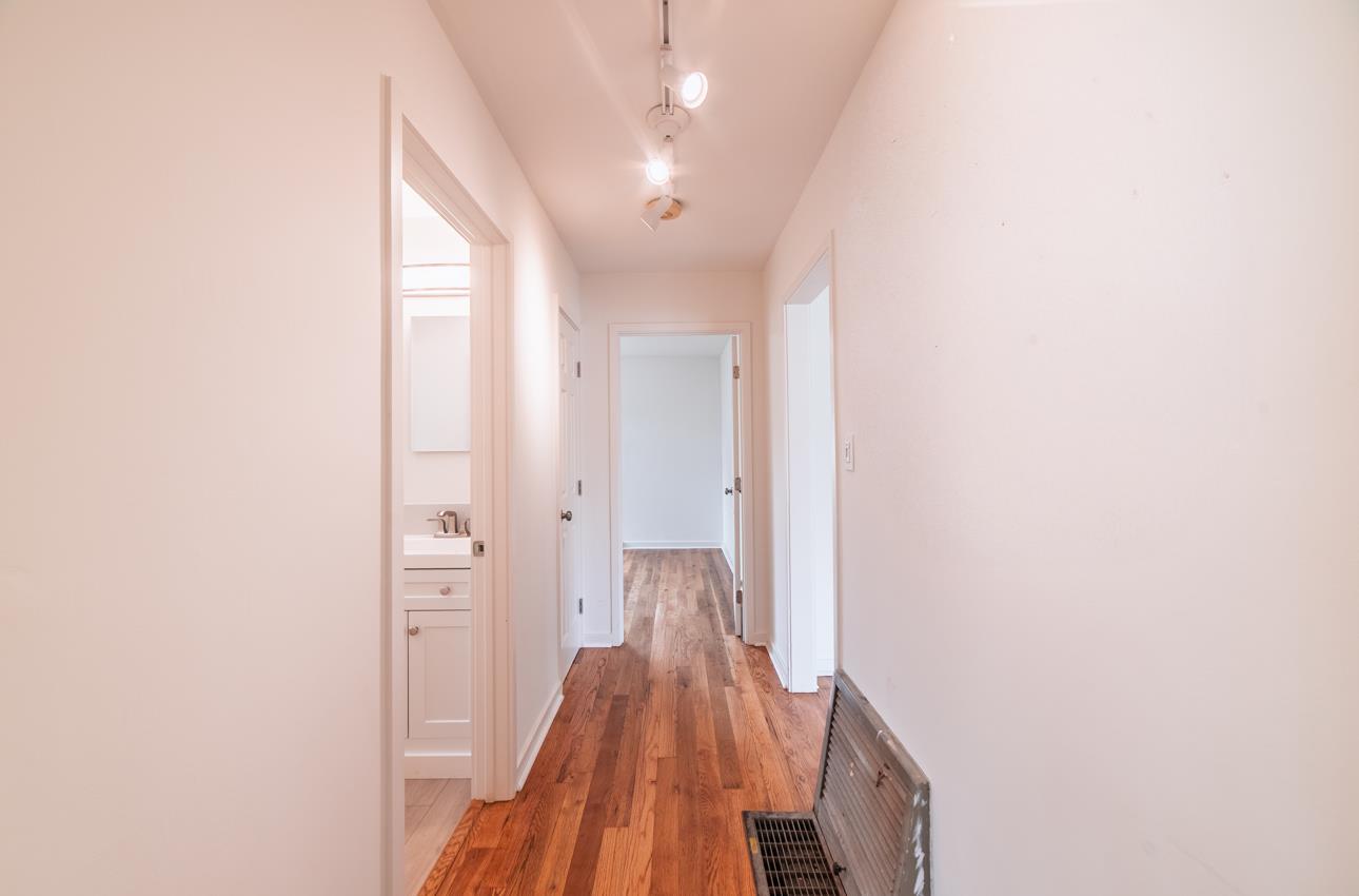 Detail Gallery Image 11 of 26 For 884 Gibson Ave, Pacific Grove,  CA 93950 - 2 Beds | 1 Baths