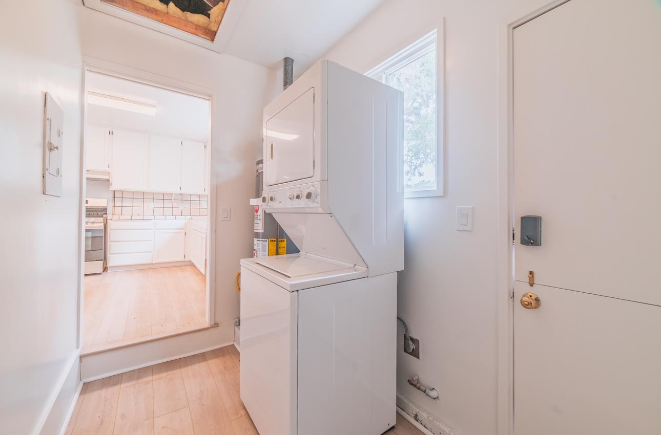 Detail Gallery Image 17 of 26 For 884 Gibson Ave, Pacific Grove,  CA 93950 - 2 Beds | 1 Baths