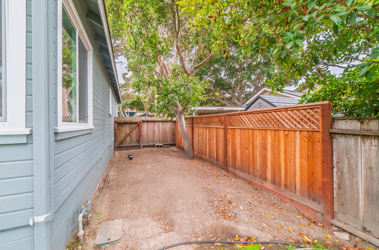 Detail Gallery Image 26 of 26 For 884 Gibson Ave, Pacific Grove,  CA 93950 - 2 Beds | 1 Baths