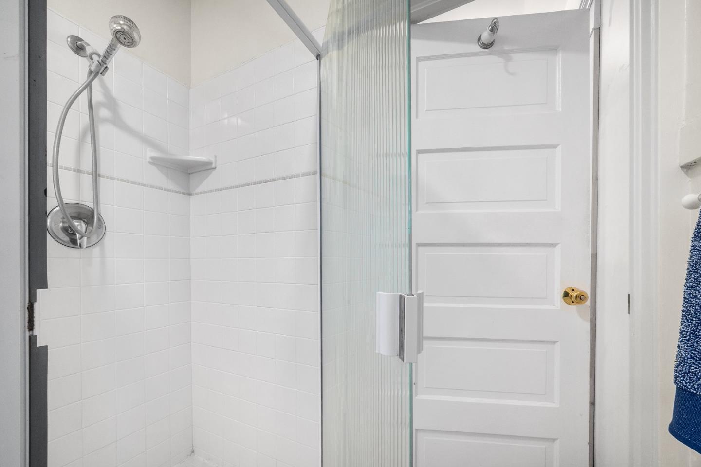 Detail Gallery Image 16 of 46 For 1124 Laurel St, Santa Cruz,  CA 95060 - 3 Beds | 2 Baths