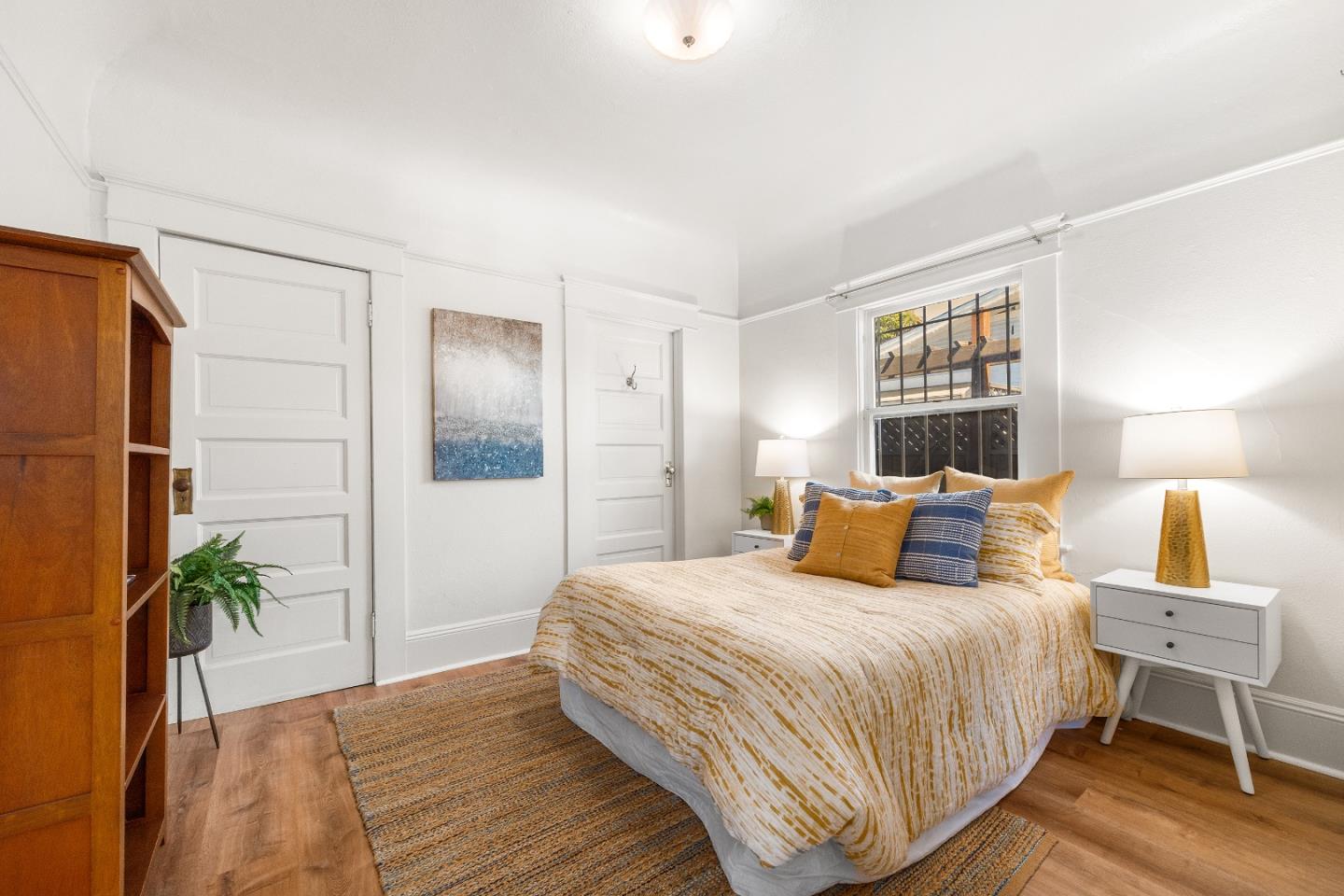 Detail Gallery Image 17 of 46 For 1124 Laurel St, Santa Cruz,  CA 95060 - 3 Beds | 2 Baths