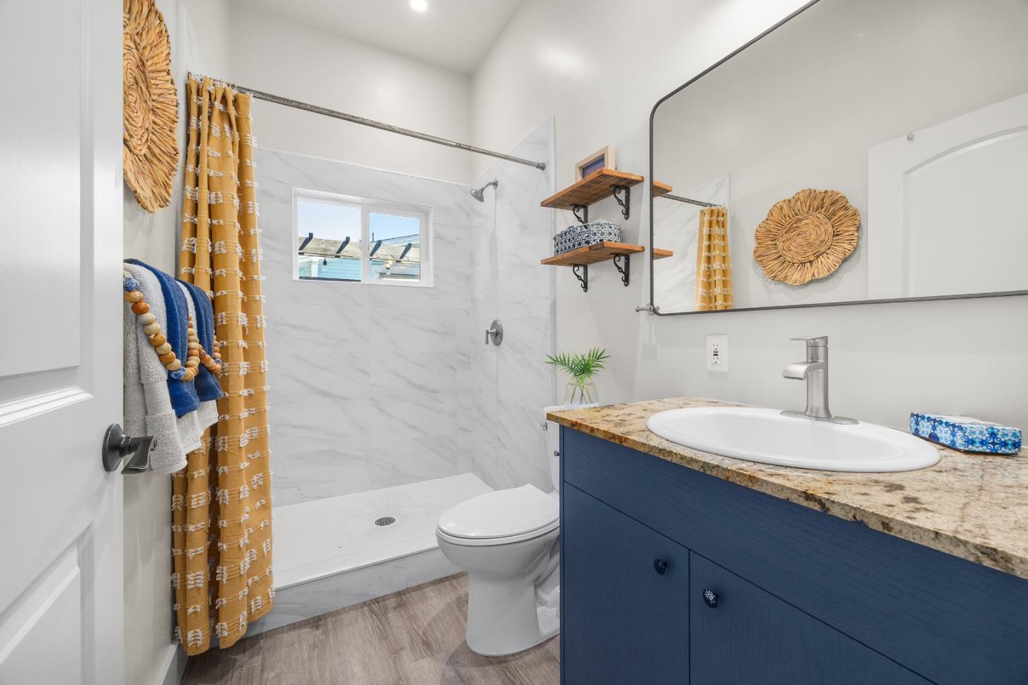 Detail Gallery Image 19 of 46 For 1124 Laurel St, Santa Cruz,  CA 95060 - 3 Beds | 2 Baths