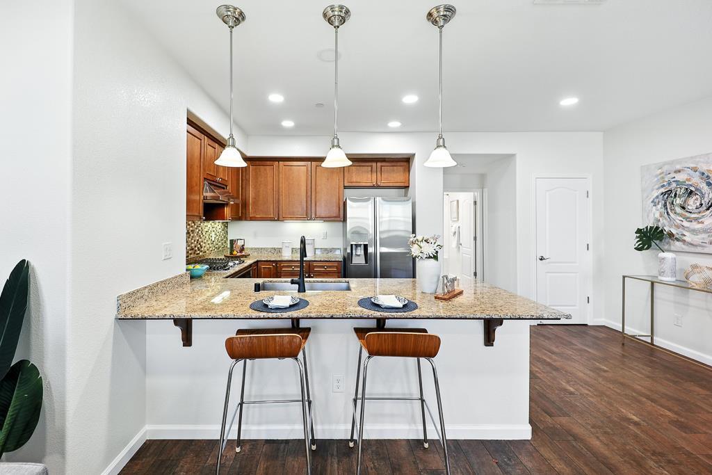 Detail Gallery Image 11 of 37 For 1309 Mercado Way, San Jose,  CA 95131 - 2 Beds | 2 Baths