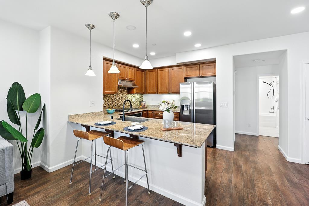 Detail Gallery Image 12 of 37 For 1309 Mercado Way, San Jose,  CA 95131 - 2 Beds | 2 Baths