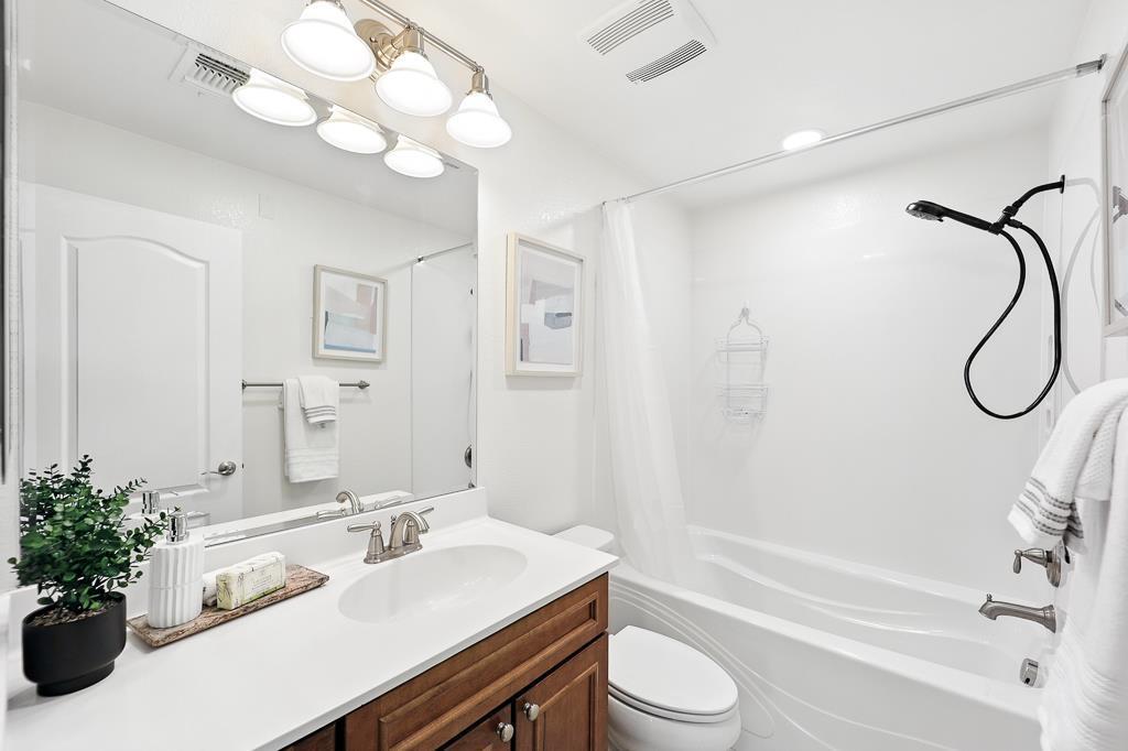 Detail Gallery Image 24 of 37 For 1309 Mercado Way, San Jose,  CA 95131 - 2 Beds | 2 Baths