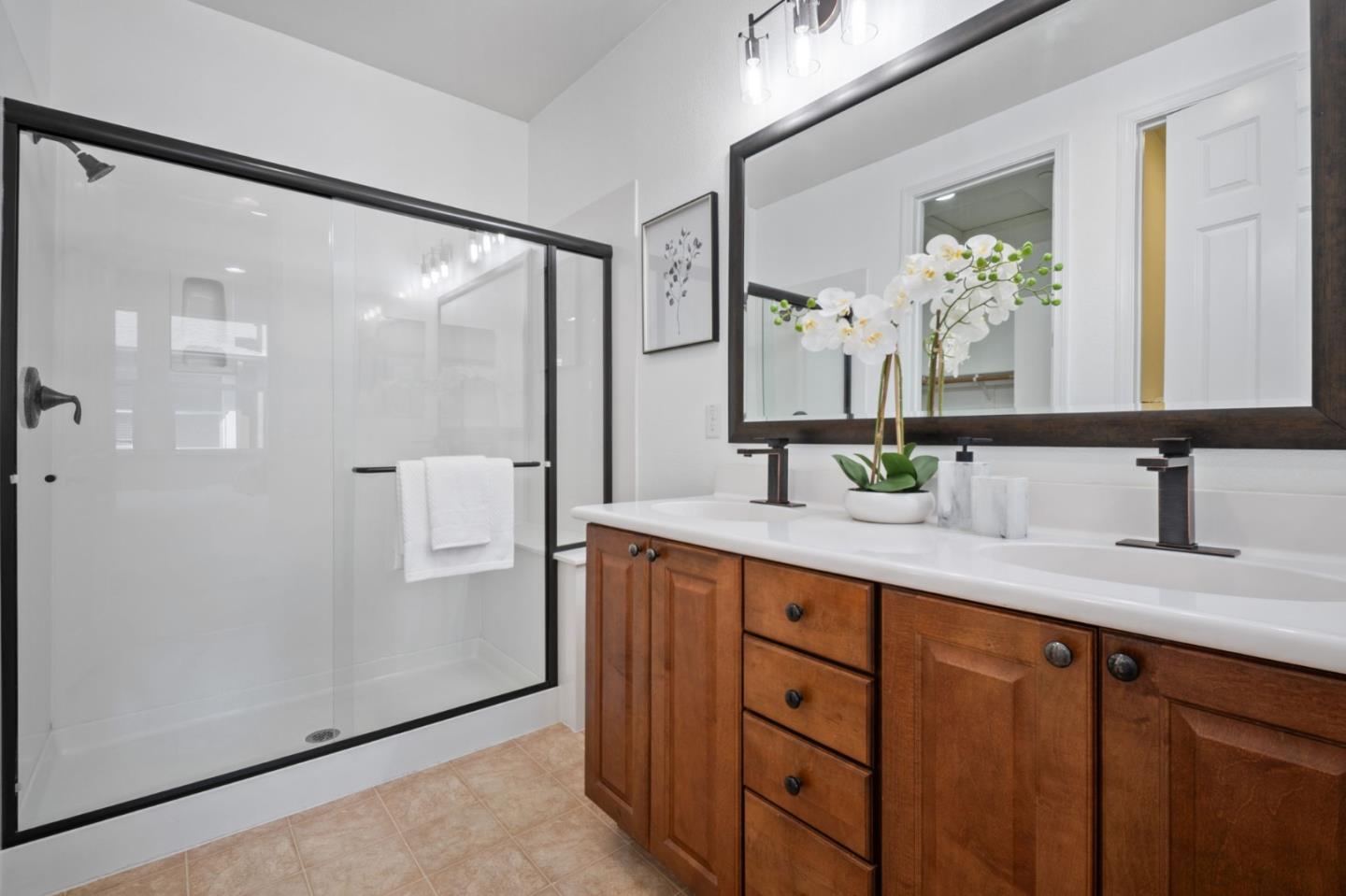 Detail Gallery Image 13 of 26 For 1368 Neleigh Pl, San Jose,  CA 95131 - 2 Beds | 2 Baths