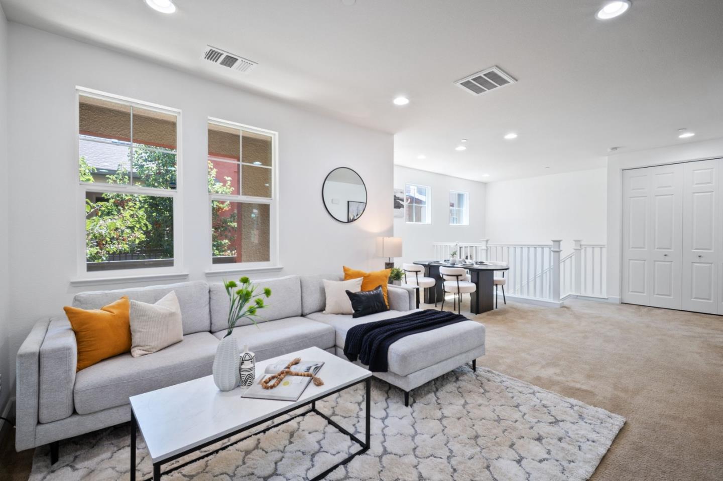 Detail Gallery Image 7 of 26 For 1368 Neleigh Pl, San Jose,  CA 95131 - 2 Beds | 2 Baths