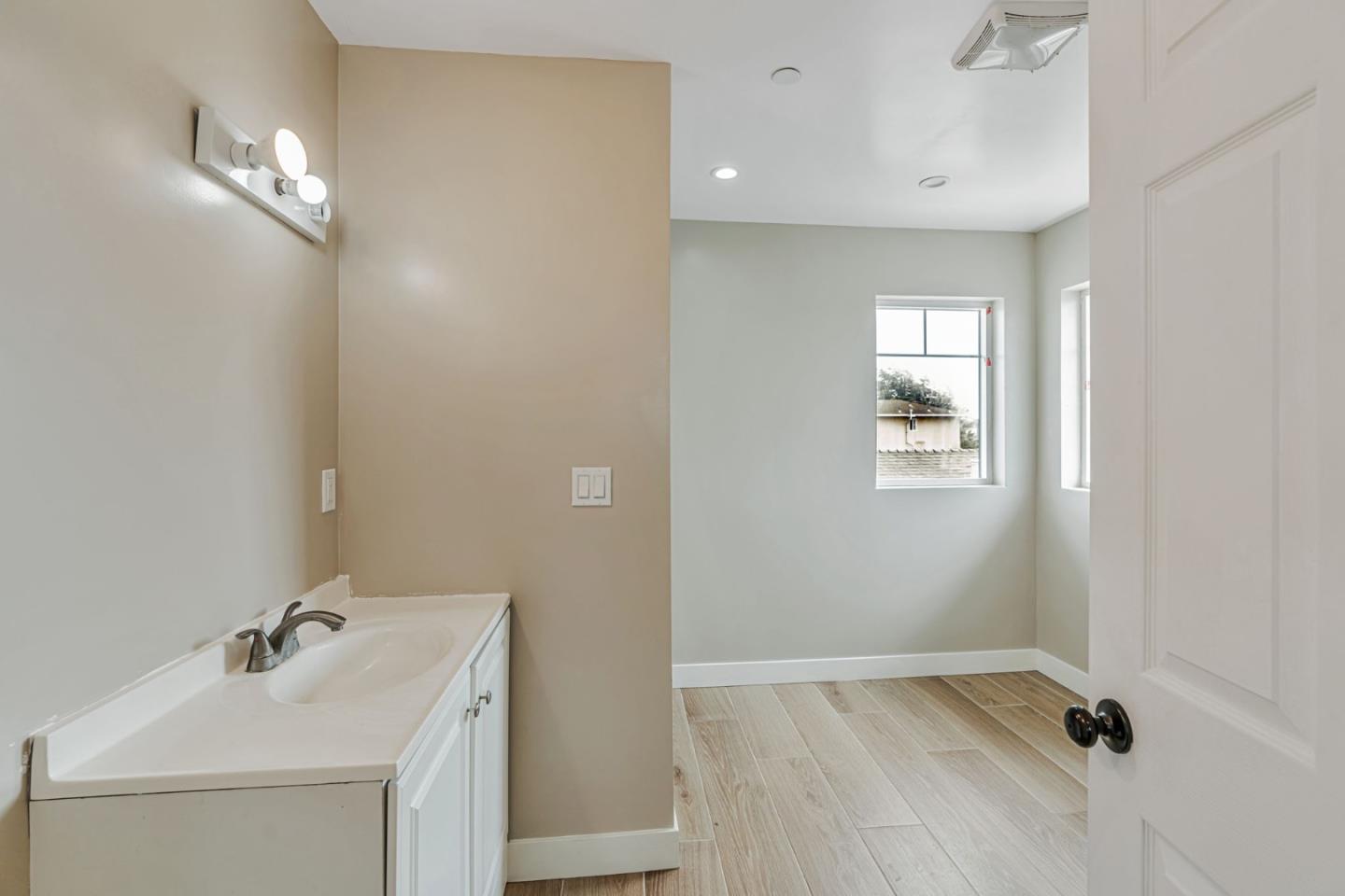 Detail Gallery Image 18 of 29 For 10720 Davis St, Castroville,  CA 95012 - 3 Beds | 3 Baths
