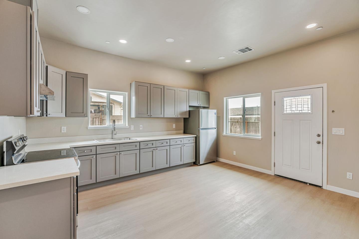 Detail Gallery Image 24 of 29 For 10720 Davis St, Castroville,  CA 95012 - 3 Beds | 3 Baths
