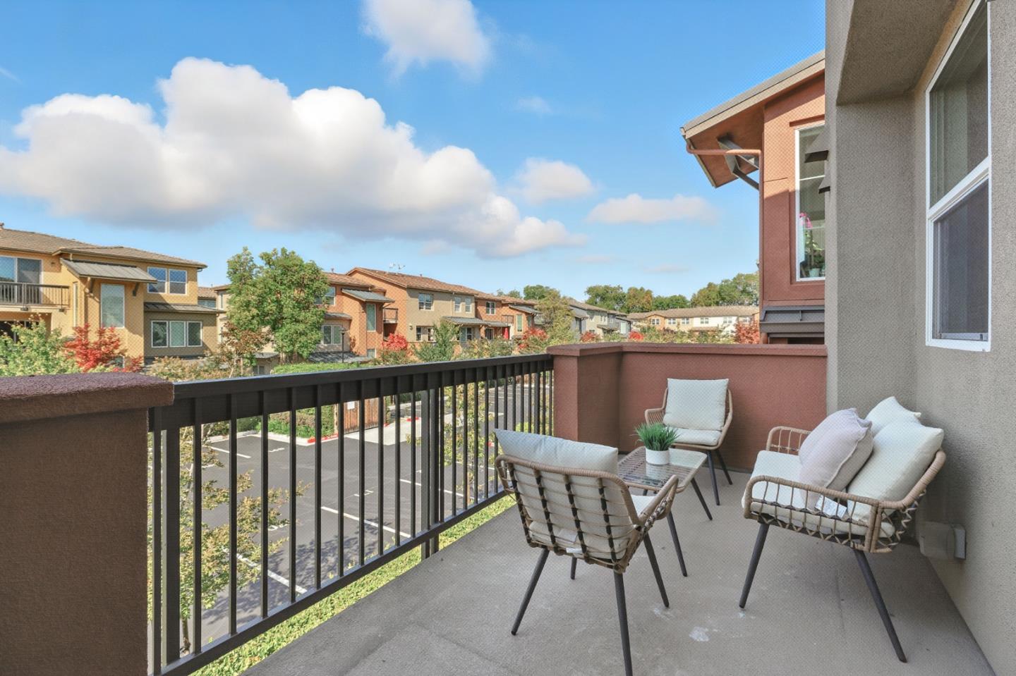 Detail Gallery Image 23 of 63 For 930 Highland Ter, Sunnyvale,  CA 94085 - 2 Beds | 2/1 Baths