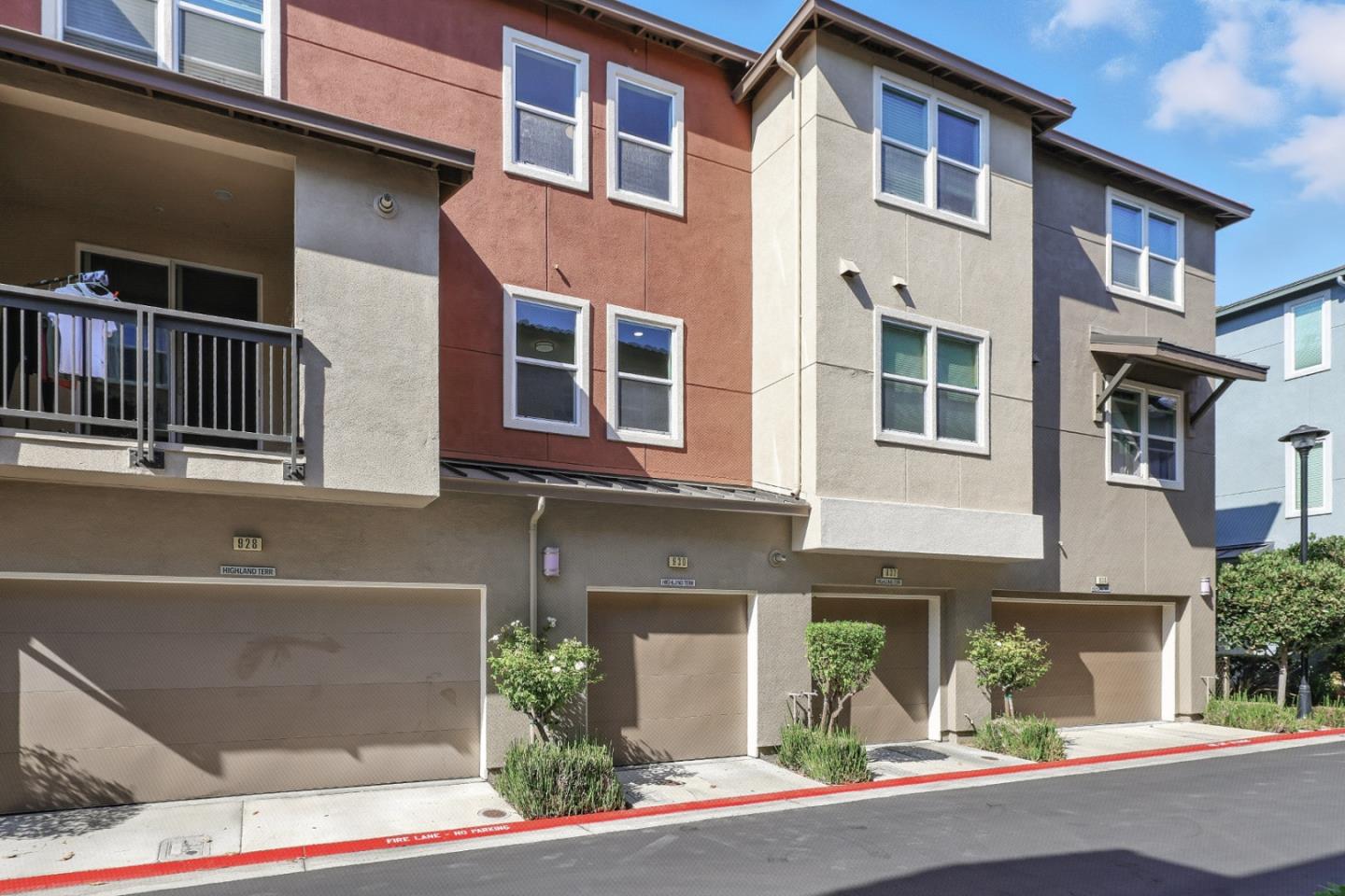 Detail Gallery Image 38 of 63 For 930 Highland Ter, Sunnyvale,  CA 94085 - 2 Beds | 2/1 Baths