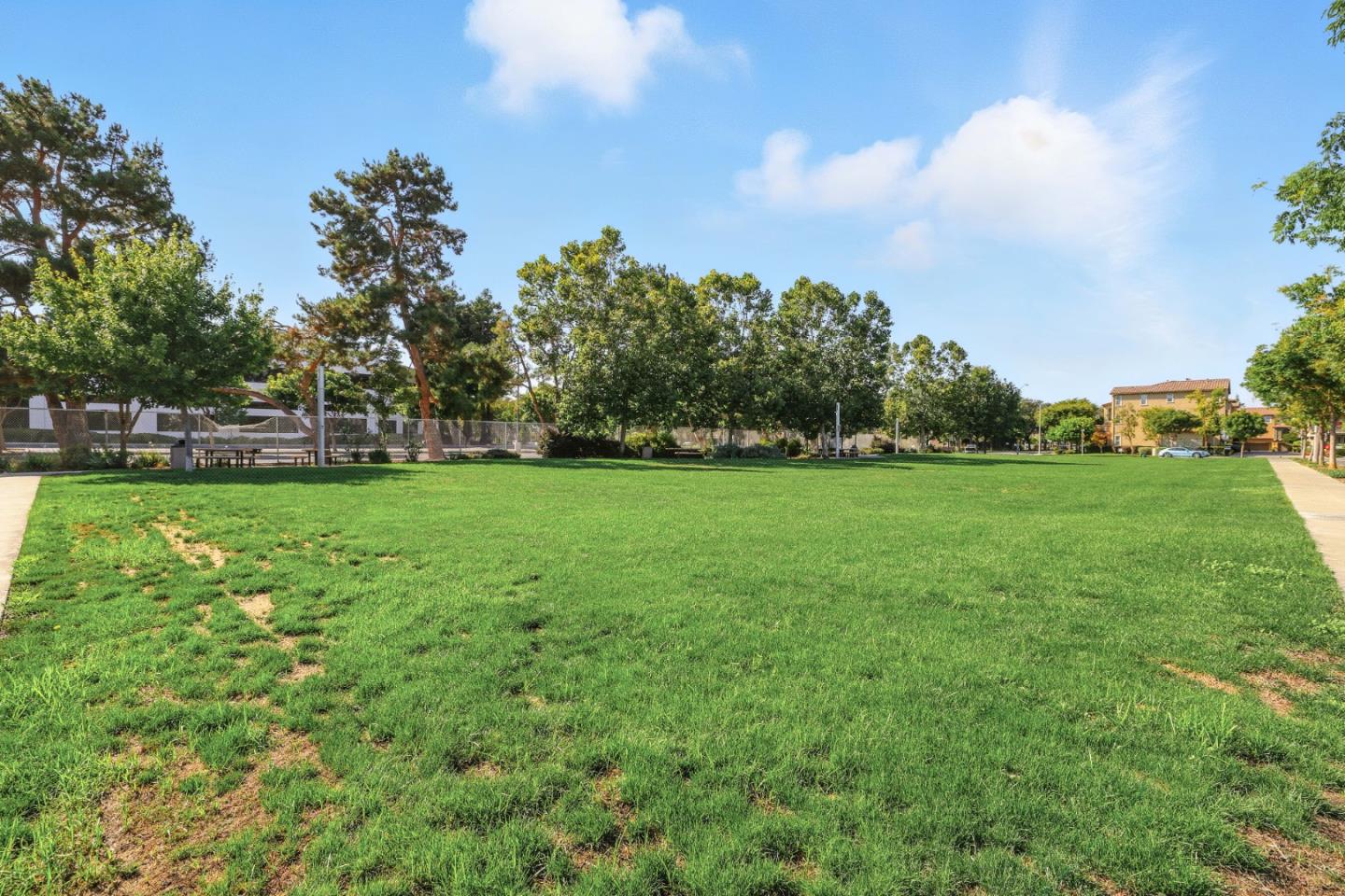 Detail Gallery Image 43 of 63 For 930 Highland Ter, Sunnyvale,  CA 94085 - 2 Beds | 2/1 Baths