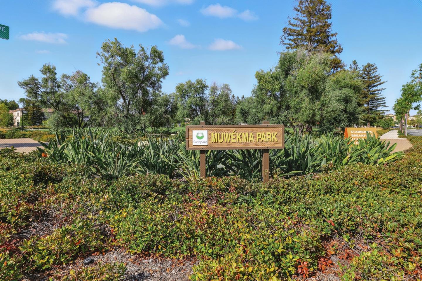 Detail Gallery Image 44 of 63 For 930 Highland Ter, Sunnyvale,  CA 94085 - 2 Beds | 2/1 Baths