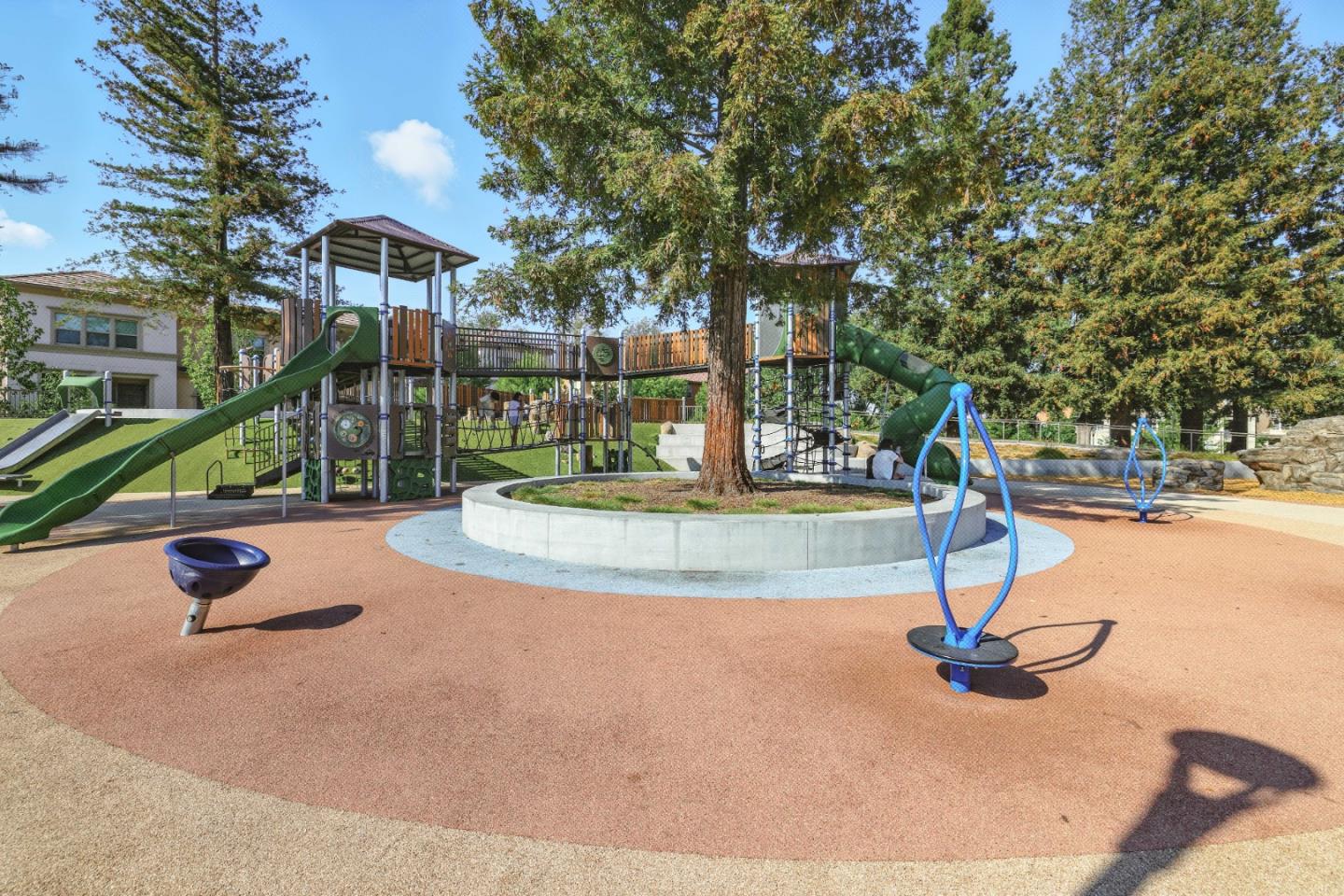 Detail Gallery Image 50 of 63 For 930 Highland Ter, Sunnyvale,  CA 94085 - 2 Beds | 2/1 Baths