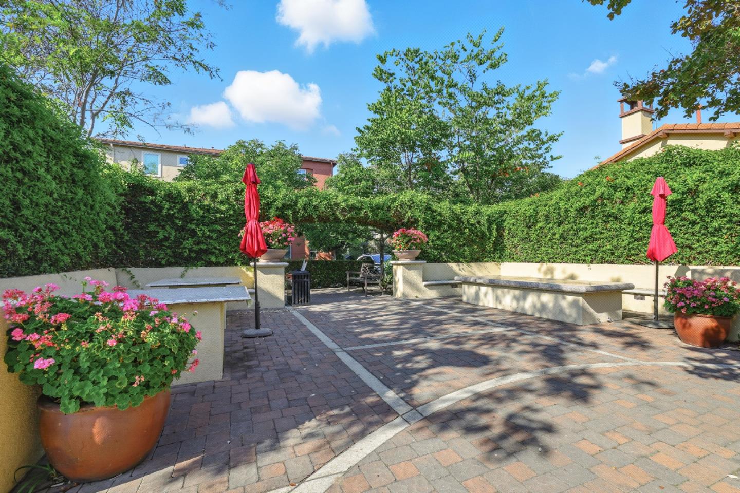 Detail Gallery Image 52 of 63 For 930 Highland Ter, Sunnyvale,  CA 94085 - 2 Beds | 2/1 Baths