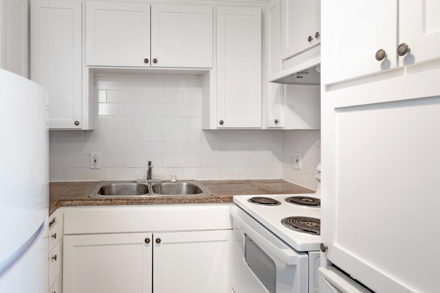 Detail Gallery Image 5 of 10 For 2136 Main St, Santa Clara,  CA 95050 - – Beds | – Baths