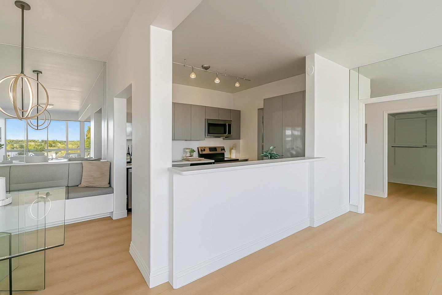 Detail Gallery Image 13 of 35 For 1700 Civic Center Dr #707,  Santa Clara,  CA 95050 - 2 Beds | 2 Baths