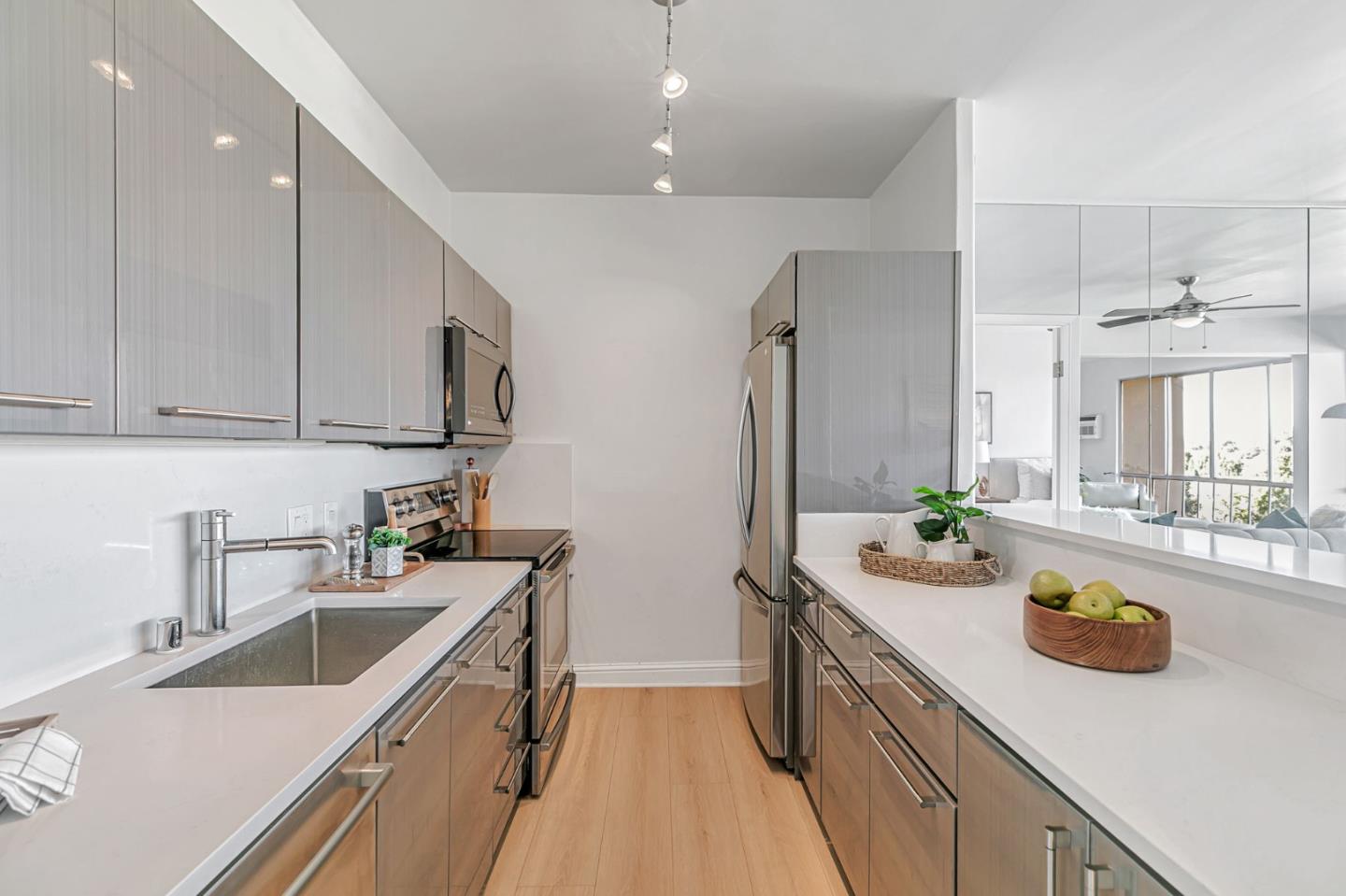 Detail Gallery Image 14 of 35 For 1700 Civic Center Dr #707,  Santa Clara,  CA 95050 - 2 Beds | 2 Baths