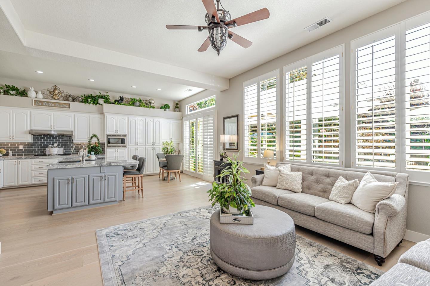 Detail Gallery Image 11 of 73 For 19087 Ravenswood Ct, Morgan Hill,  CA 95037 - 3 Beds | 2/1 Baths