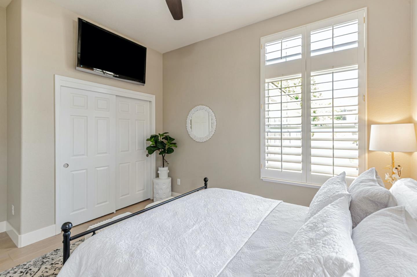 Detail Gallery Image 26 of 73 For 19087 Ravenswood Ct, Morgan Hill,  CA 95037 - 3 Beds | 2/1 Baths