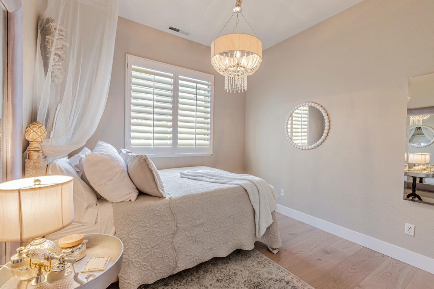 Detail Gallery Image 27 of 73 For 19087 Ravenswood Ct, Morgan Hill,  CA 95037 - 3 Beds | 2/1 Baths