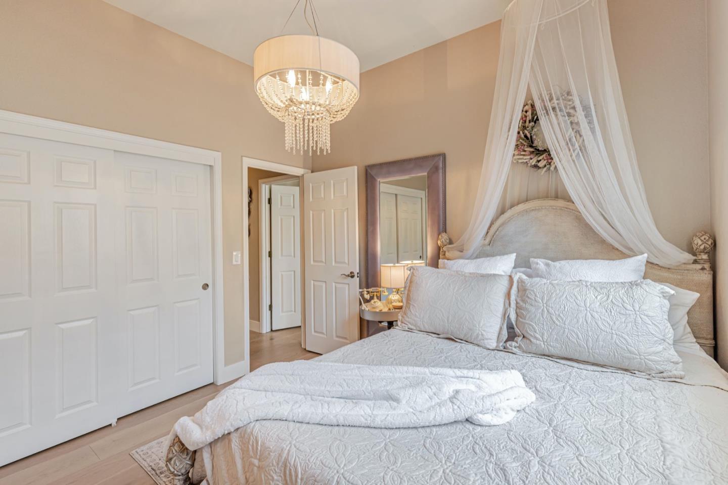 Detail Gallery Image 28 of 73 For 19087 Ravenswood Ct, Morgan Hill,  CA 95037 - 3 Beds | 2/1 Baths