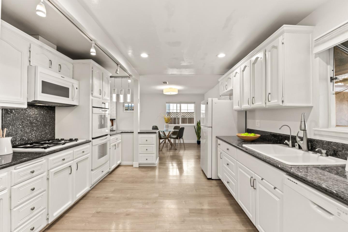 Detail Gallery Image 58 of 100 For 1898 Anne Marie Ct, San Jose,  CA 95132 - 4 Beds | 2 Baths