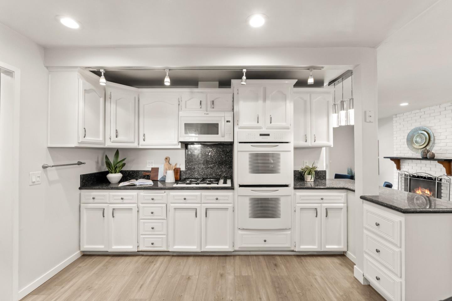 Detail Gallery Image 62 of 100 For 1898 Anne Marie Ct, San Jose,  CA 95132 - 4 Beds | 2 Baths