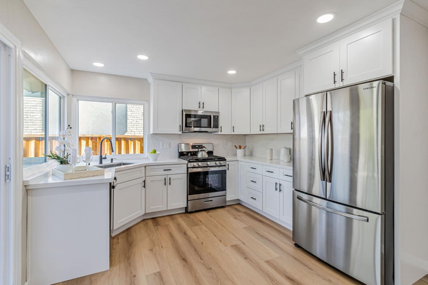 Detail Gallery Image 11 of 36 For 3351 Gardendale Dr, San Jose,  CA 95118 - 3 Beds | 2 Baths