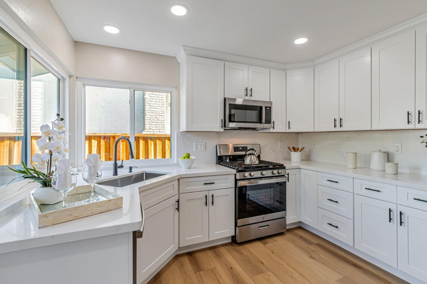 Detail Gallery Image 12 of 36 For 3351 Gardendale Dr, San Jose,  CA 95118 - 3 Beds | 2 Baths
